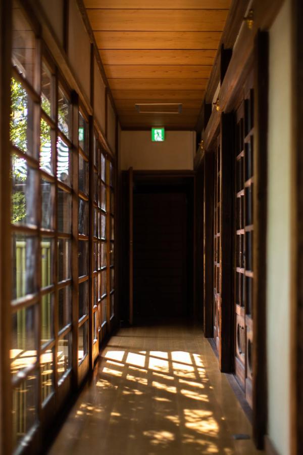 เทมเปิล โฮเต็ล คันโนนิง Hotel Kiryu ภายนอก รูปภาพ