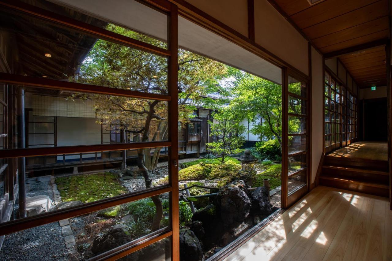 เทมเปิล โฮเต็ล คันโนนิง Hotel Kiryu ภายนอก รูปภาพ